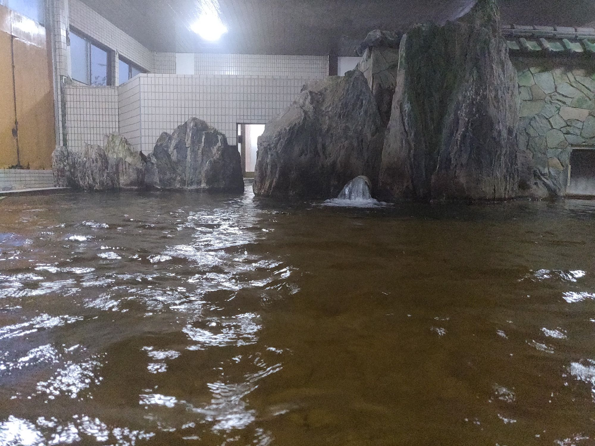 新菊島温泉 浴槽